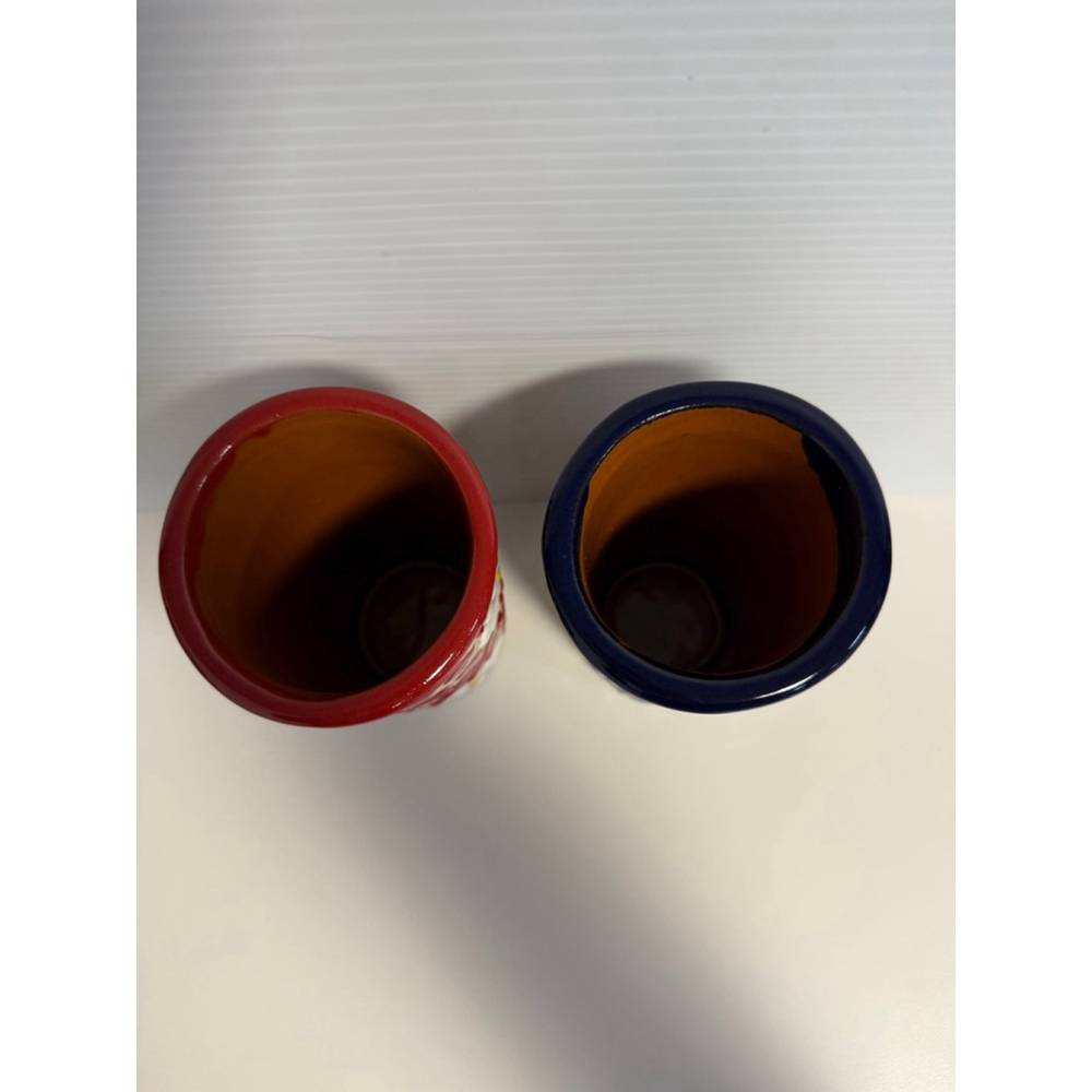 Lot of 2 Venegas Beige Red Blue Floral Ceramic Vases One Size Handmade Mexico - Picture 5 of 11